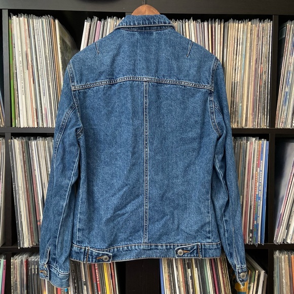 💥HOST PICK💥 👨‍🎤🤘Super Cool PATCHED UP Bershka Denim Jean Jacket 🤘👨‍🎤 - Picture 14 of 16